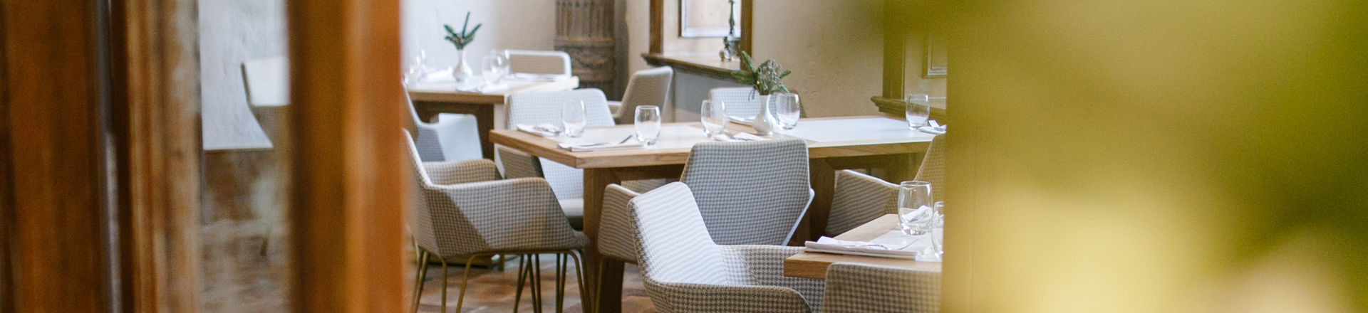 Our restaurants are under quarantine.